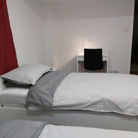Guest House Room No 03 Mississauga Exterior foto